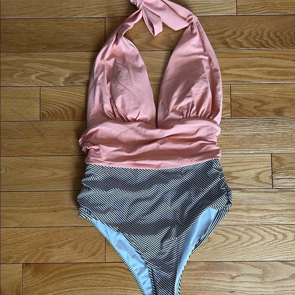 Cupshe Medium One Piece